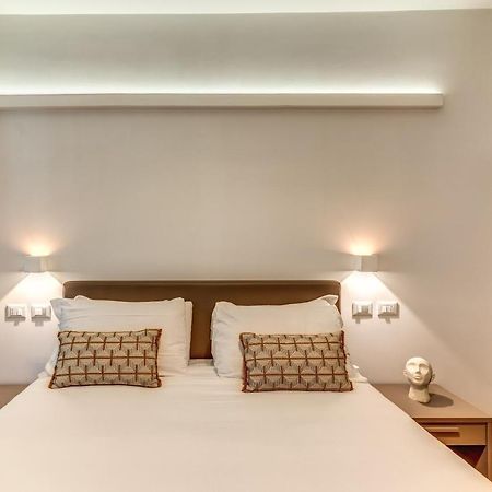 Отель Relais Metronia Рим Экстерьер фото