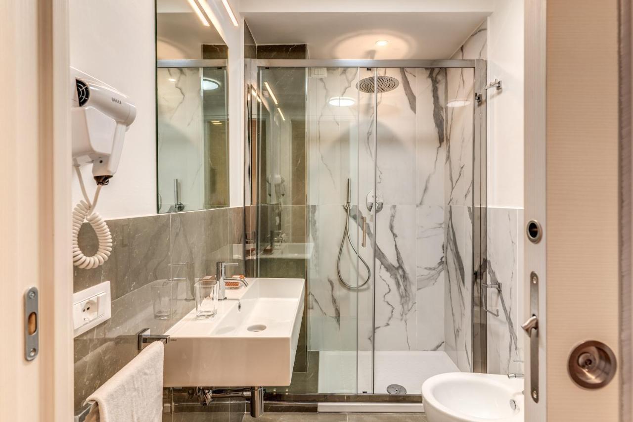 Отель Relais Metronia Рим Экстерьер фото