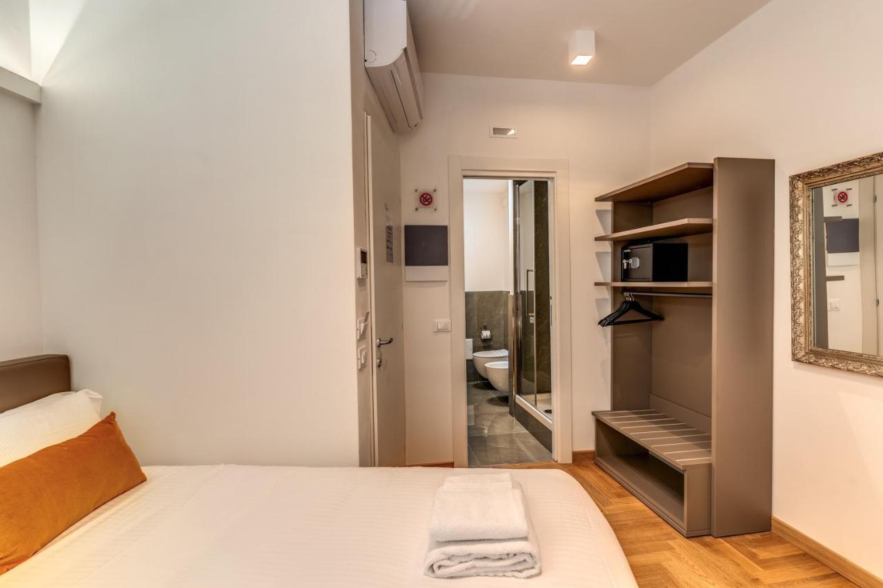 Отель Relais Metronia Рим Экстерьер фото