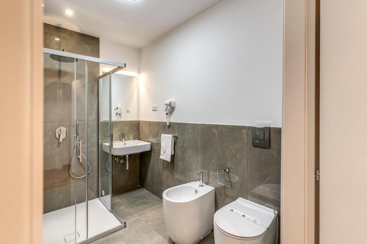Отель Relais Metronia Рим Экстерьер фото