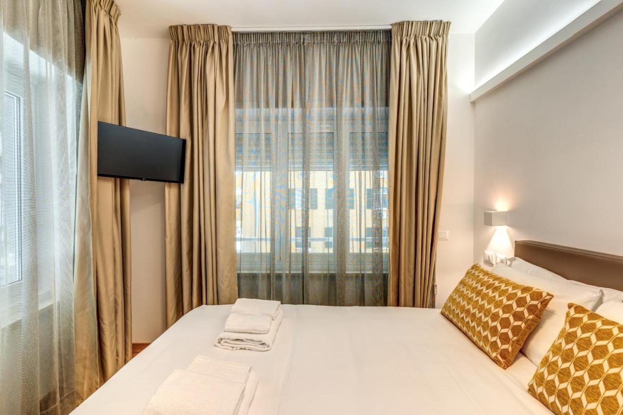 Отель Relais Metronia Рим Экстерьер фото